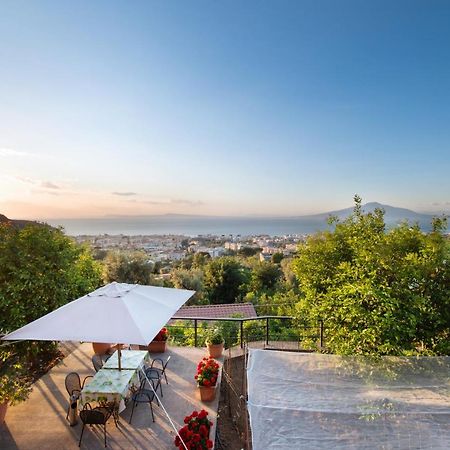 Sorrentovibes - Sea View Rooftop Apartment With Jacuzzi & Garden Kültér fotó