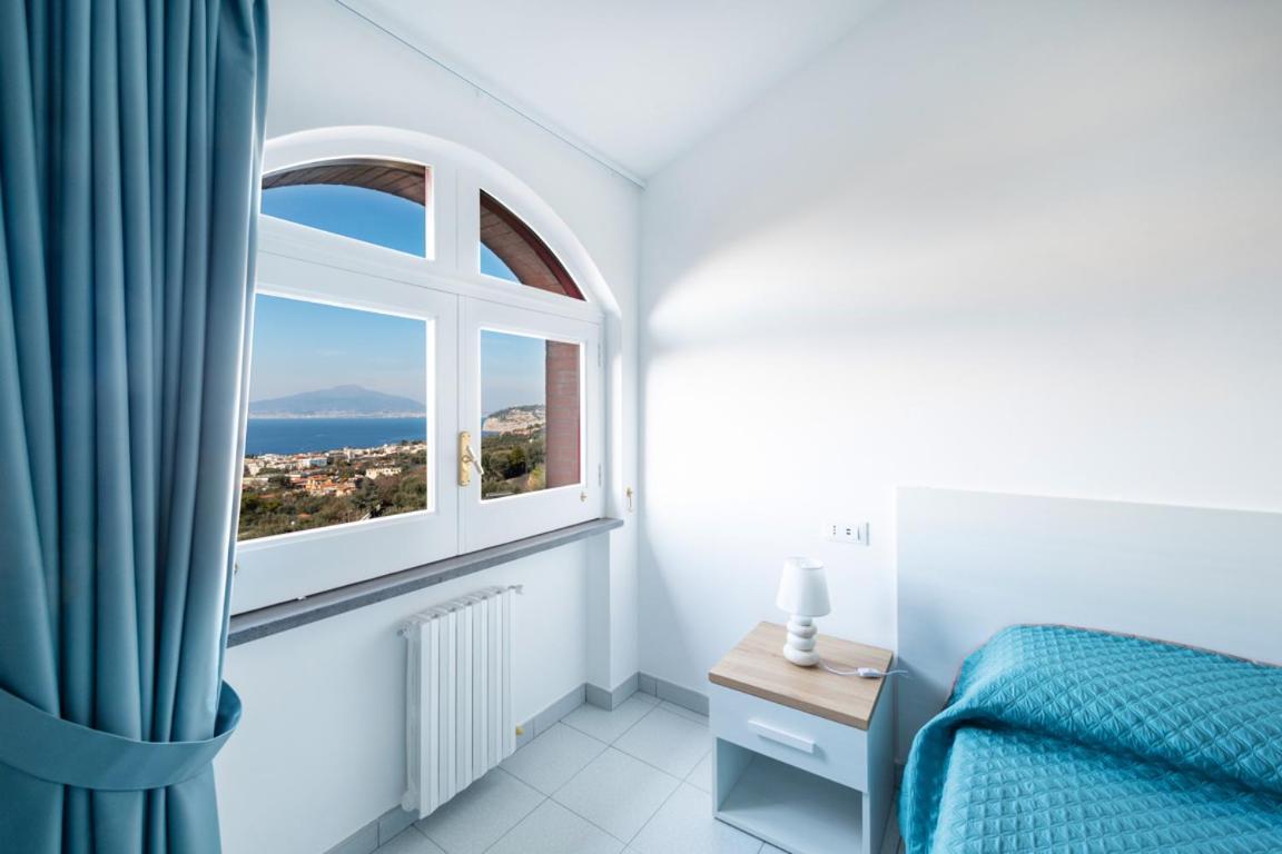 Sorrentovibes - Sea View Rooftop Apartment With Jacuzzi & Garden Kültér fotó