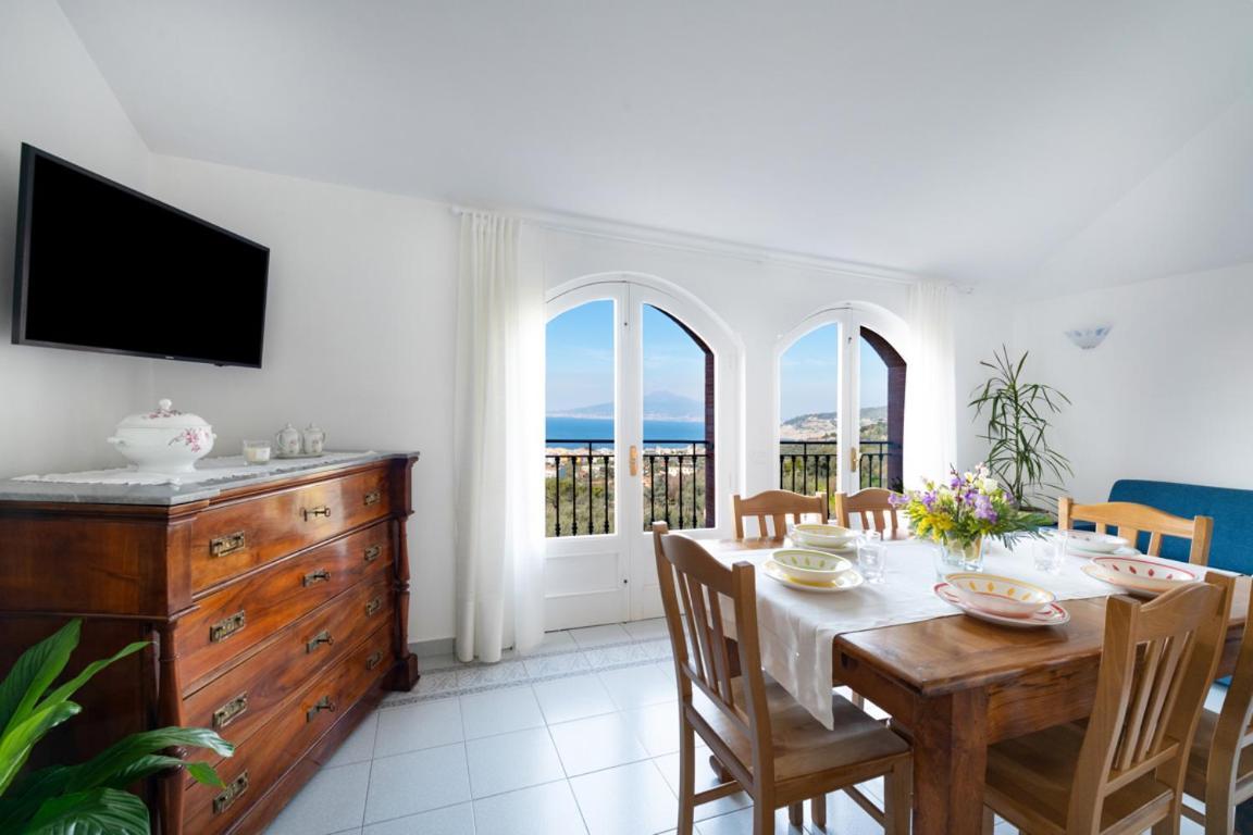 Sorrentovibes - Sea View Rooftop Apartment With Jacuzzi & Garden Kültér fotó