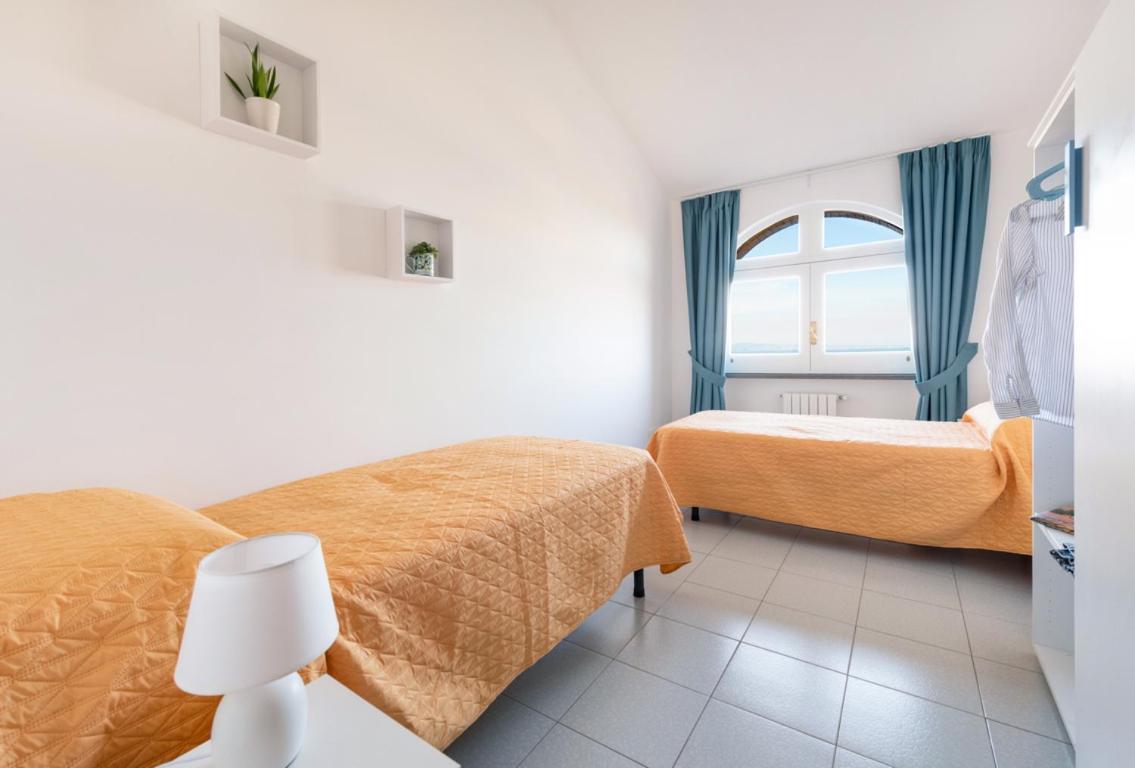 Sorrentovibes - Sea View Rooftop Apartment With Jacuzzi & Garden Kültér fotó