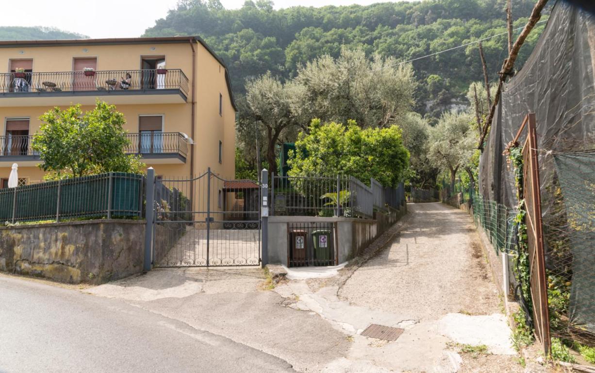Sorrentovibes - Sea View Rooftop Apartment With Jacuzzi & Garden Kültér fotó