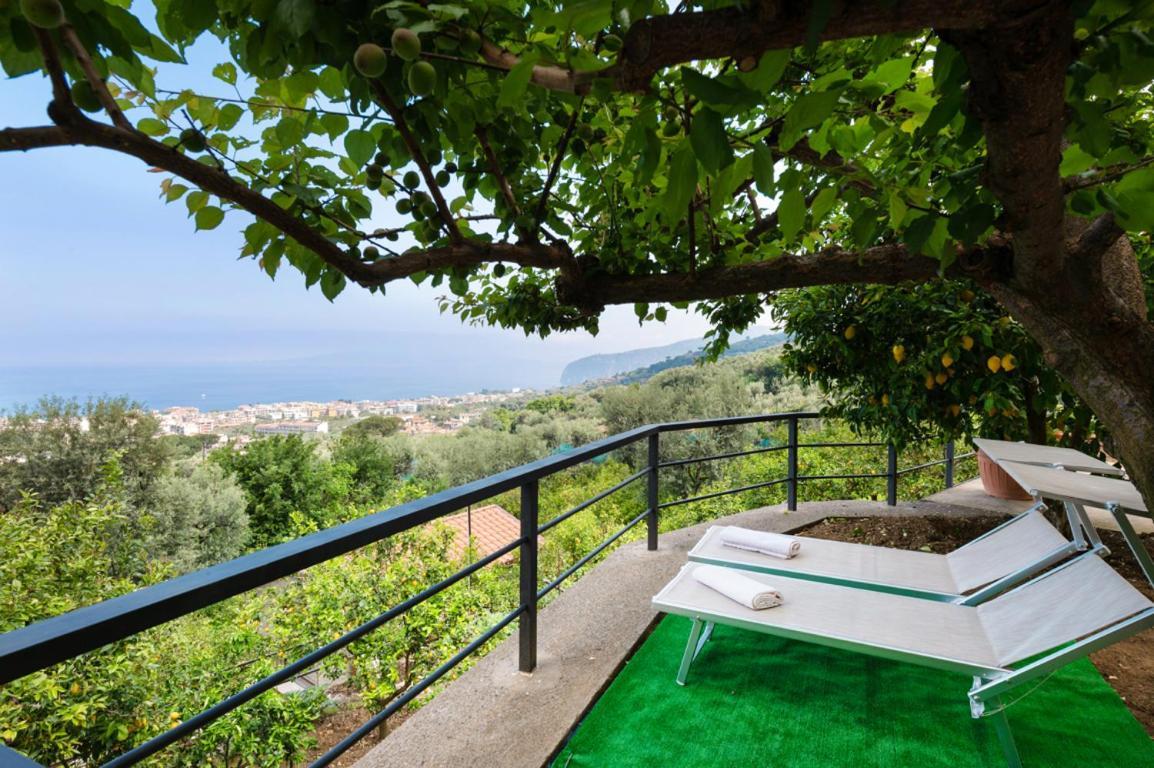 Sorrentovibes - Sea View Rooftop Apartment With Jacuzzi & Garden Kültér fotó
