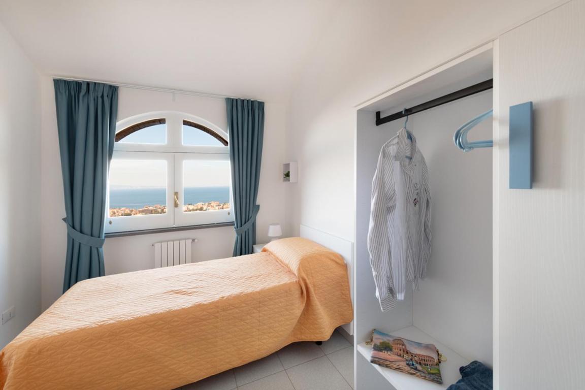 Sorrentovibes - Sea View Rooftop Apartment With Jacuzzi & Garden Kültér fotó